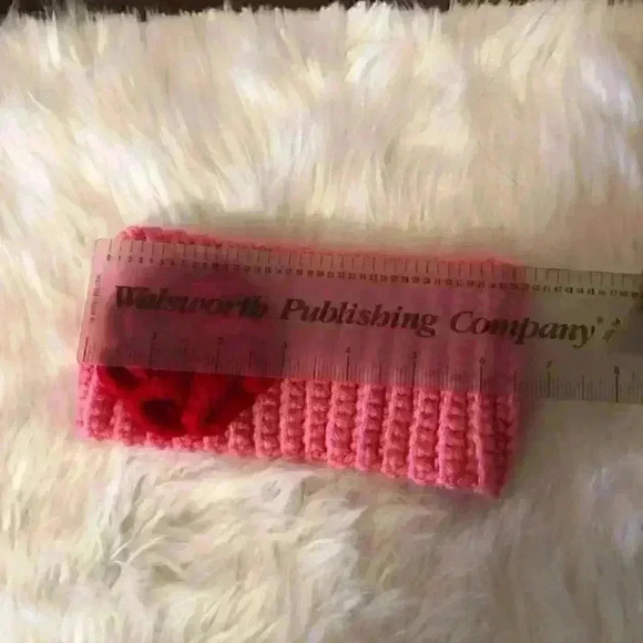 Handmade crocheted pink headwrap with red flower - Picture 4 of 5